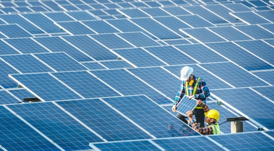 PTM-Solar-Step-2-Installing-Solar-Panels